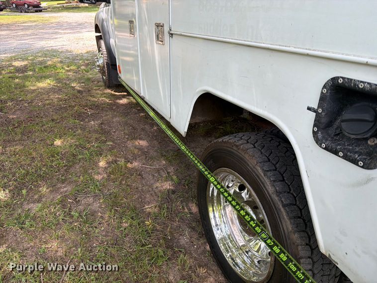 image for item FN2514 2015 Ford F450 Super Duty bucket truck