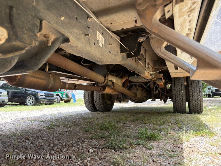 image for item FN2514 2015 Ford F450 Super Duty bucket truck