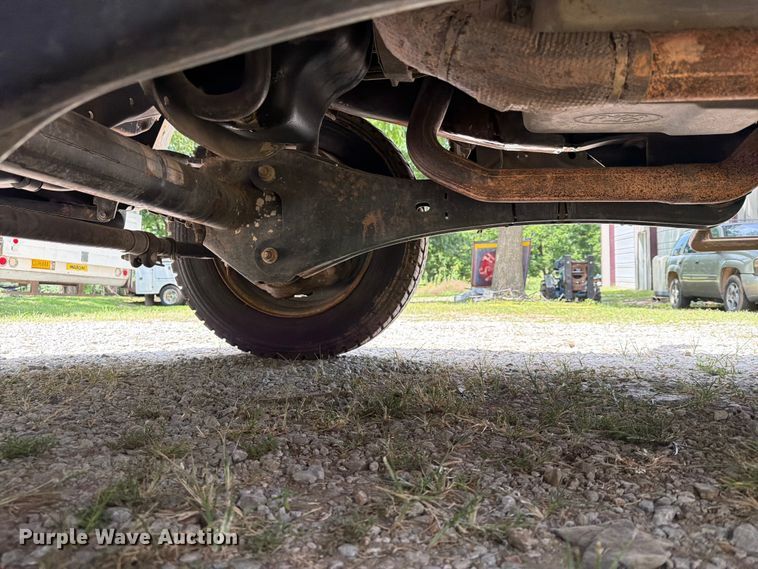 image for item FN2514 2015 Ford F450 Super Duty bucket truck