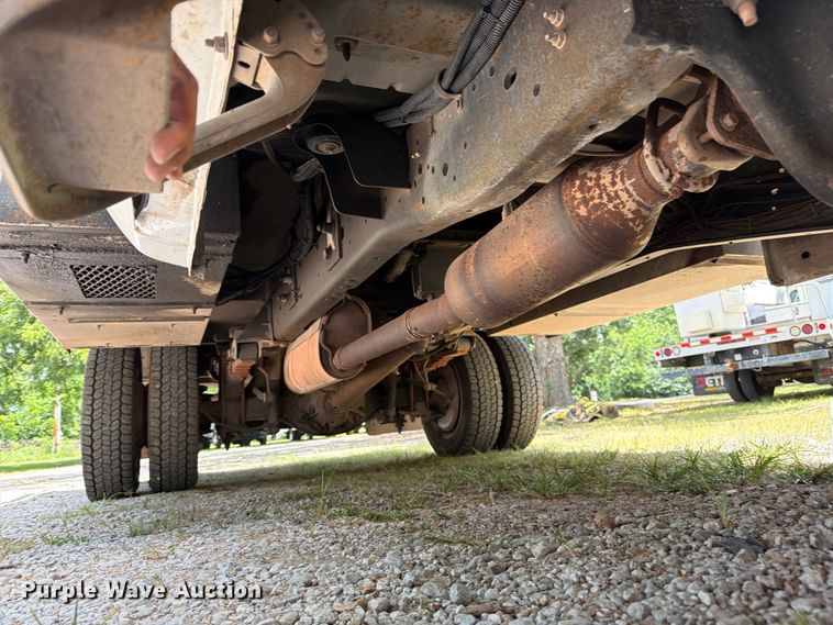 image for item FN2514 2015 Ford F450 Super Duty bucket truck