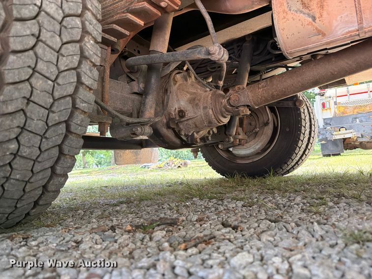 image for item FN2514 2015 Ford F450 Super Duty bucket truck