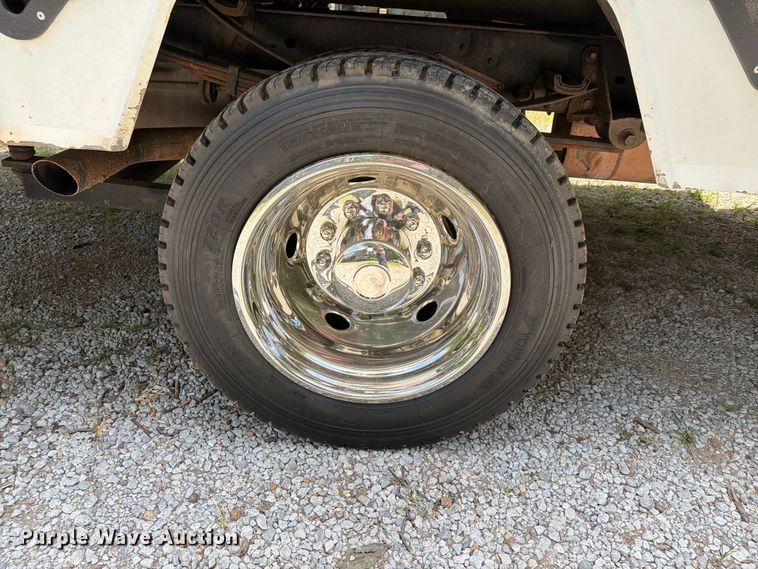 image for item FN2514 2015 Ford F450 Super Duty bucket truck