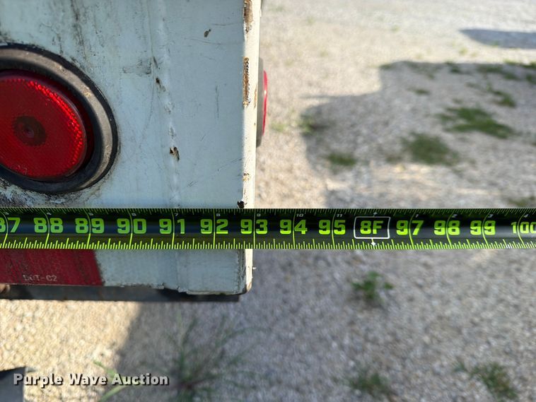 image for item FN2516 2007 GMC C7500 forestry bucket truck