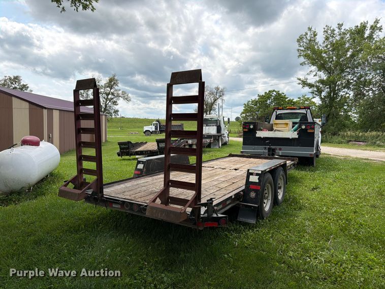 image for item FN5748 2010 Towmaster T-1200 equipment trailer