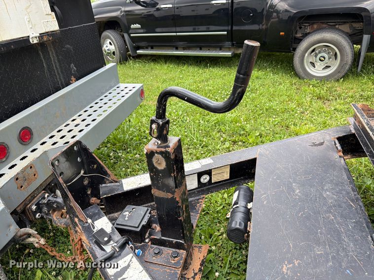 image for item FN5748 2010 Towmaster T-1200 equipment trailer