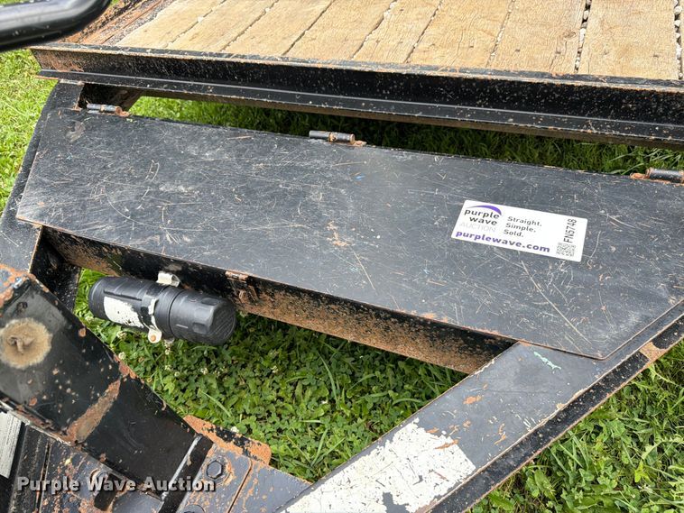 image for item FN5748 2010 Towmaster T-1200 equipment trailer