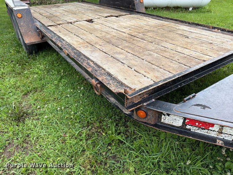 image for item FN5748 2010 Towmaster T-1200 equipment trailer