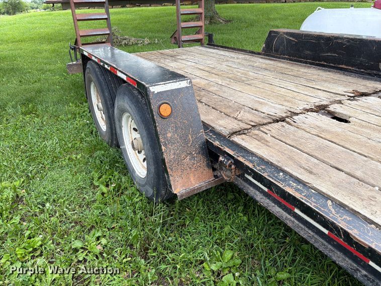 image for item FN5748 2010 Towmaster T-1200 equipment trailer