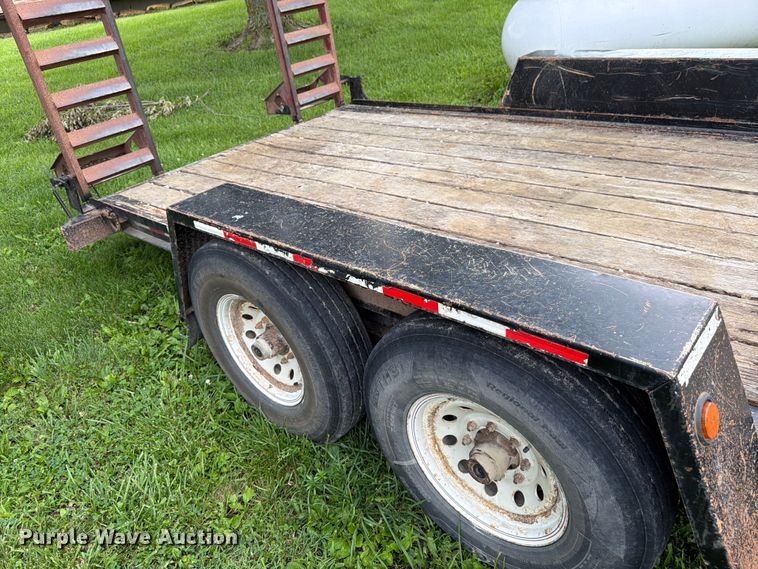 image for item FN5748 2010 Towmaster T-1200 equipment trailer