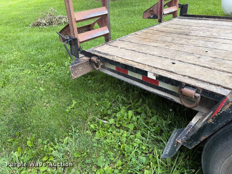 image for item FN5748 2010 Towmaster T-1200 equipment trailer