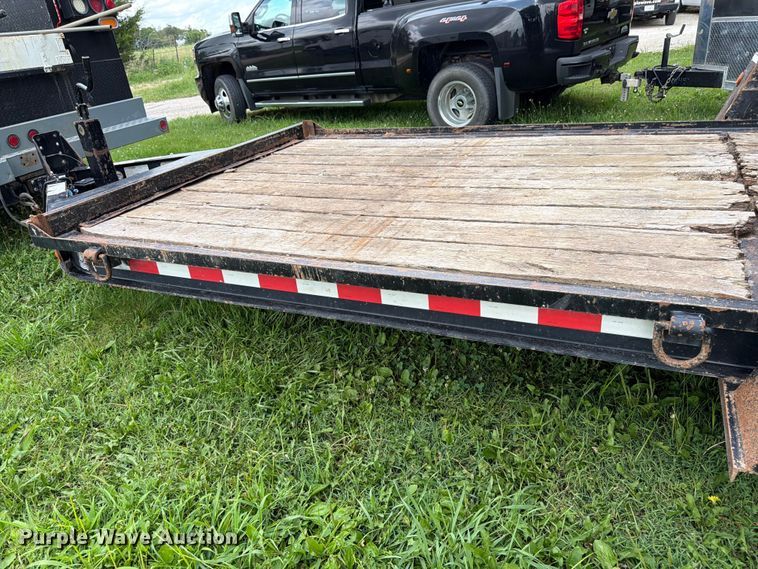 image for item FN5748 2010 Towmaster T-1200 equipment trailer