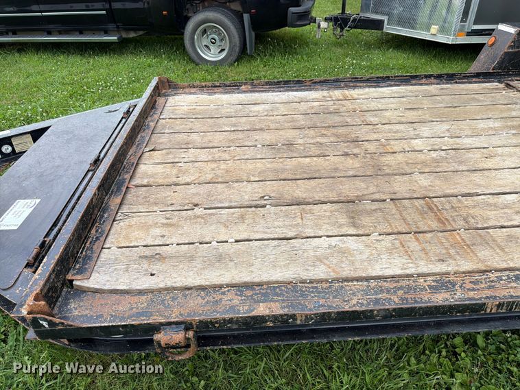image for item FN5748 2010 Towmaster T-1200 equipment trailer