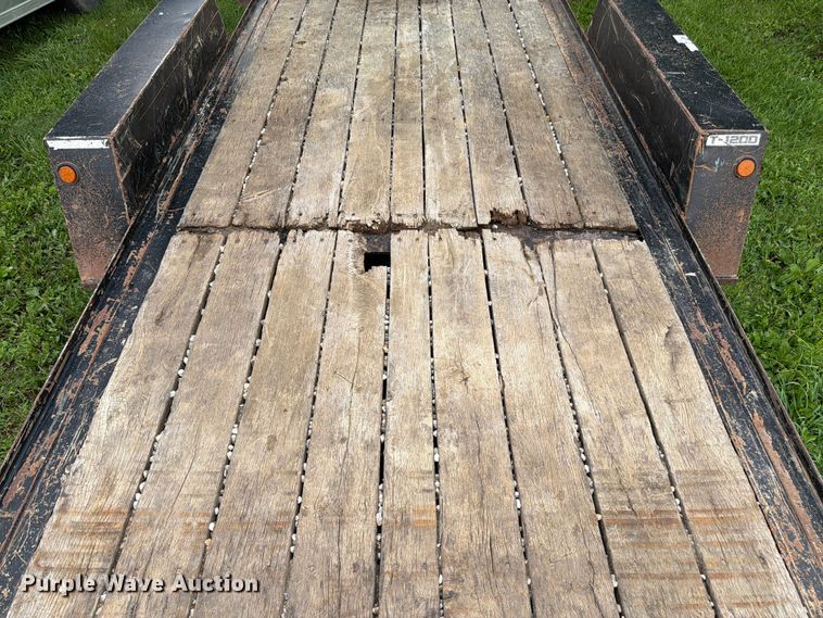 image for item FN5748 2010 Towmaster T-1200 equipment trailer
