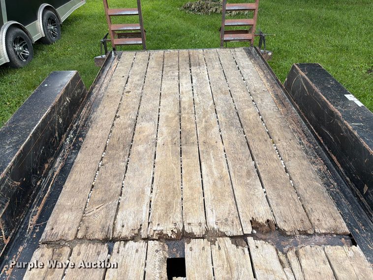 image for item FN5748 2010 Towmaster T-1200 equipment trailer