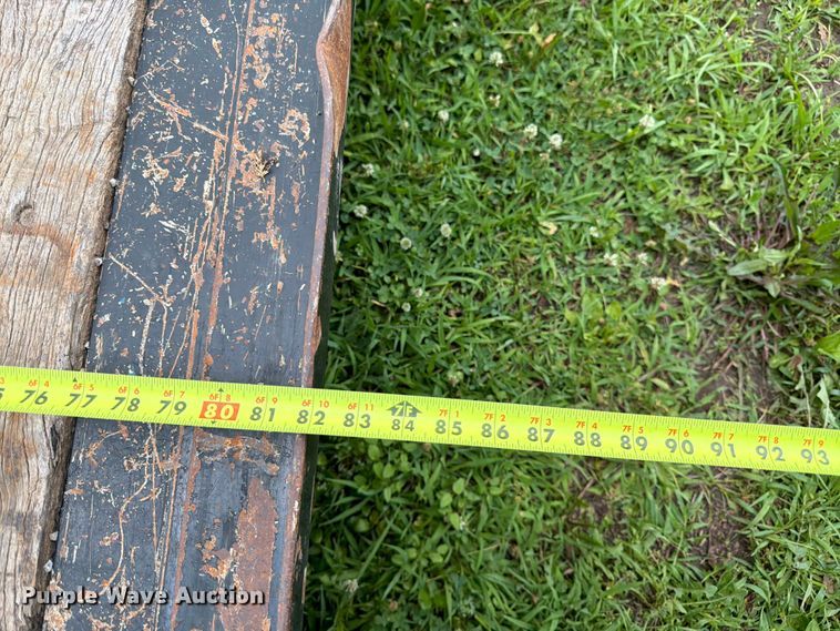 image for item FN5748 2010 Towmaster T-1200 equipment trailer