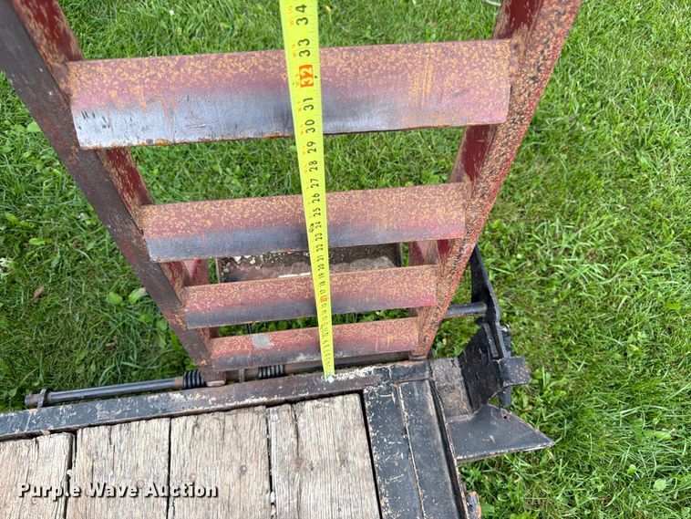 image for item FN5748 2010 Towmaster T-1200 equipment trailer