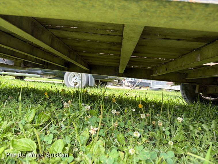 image for item FN5748 2010 Towmaster T-1200 equipment trailer