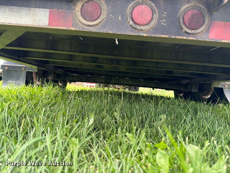 image for item FN5748 2010 Towmaster T-1200 equipment trailer