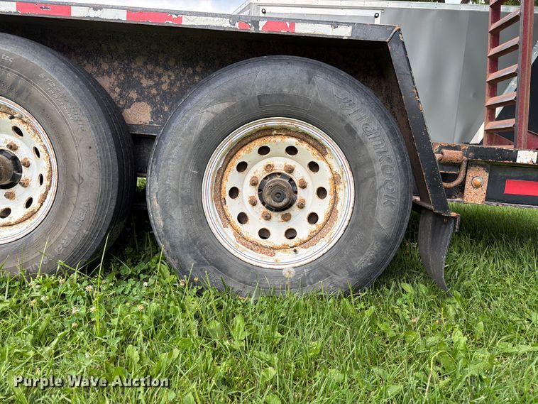 image for item FN5748 2010 Towmaster T-1200 equipment trailer