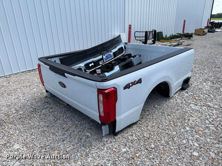 image for item FN5766 Ford pickup truck bed