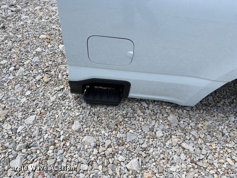 image for item FN5766 Ford pickup truck bed