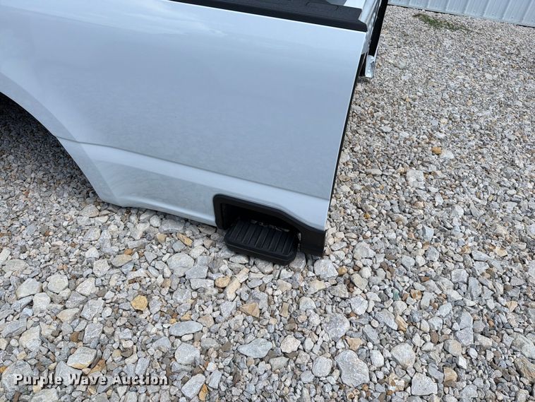 image for item FN5766 Ford pickup truck bed