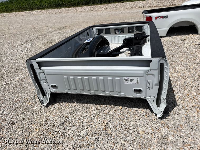 image for item FN5769 Ford Pickup truck bed 