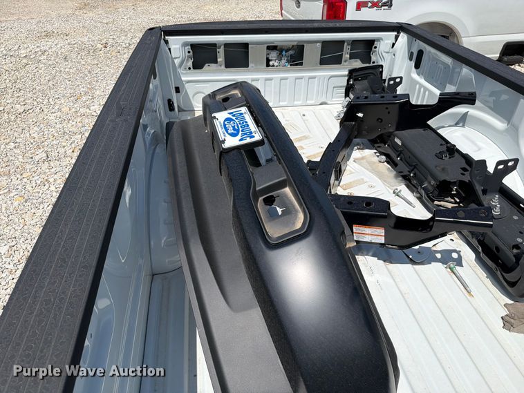 image for item FN5769 Ford Pickup truck bed 