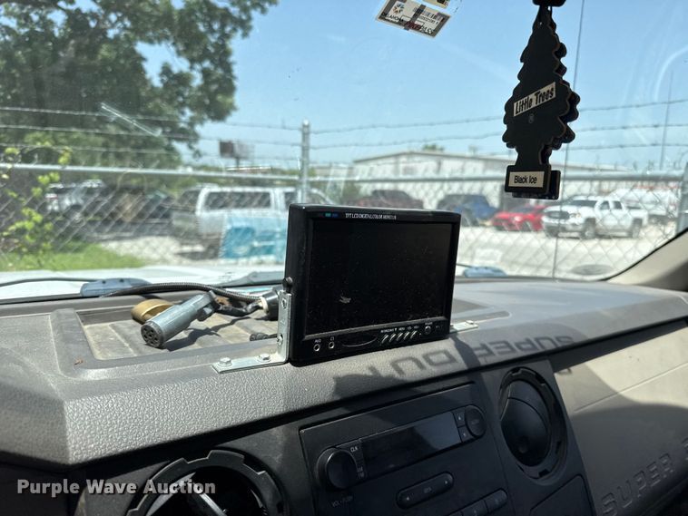 image for item FO4506 2008 Ford F550 Super Duty XL Crew Cab service truck