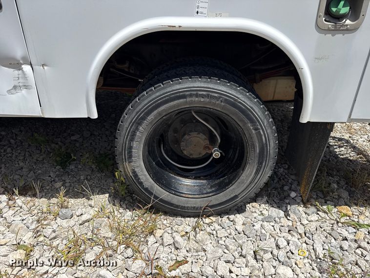 image for item FO4506 2008 Ford F550 Super Duty XL Crew Cab service truck