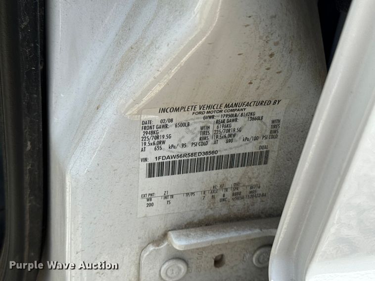 image for item FO4506 2008 Ford F550 Super Duty XL Crew Cab service truck