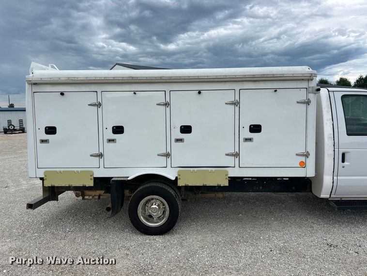image for item FT6001 2018 Ford E450 Super Duty refrigerated delivery truck