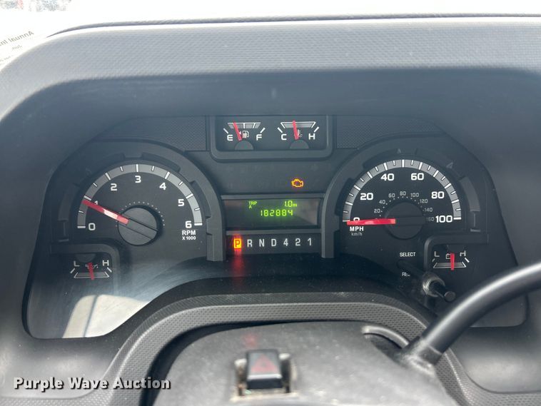 image for item FT6001 2018 Ford E450 Super Duty refrigerated delivery truck