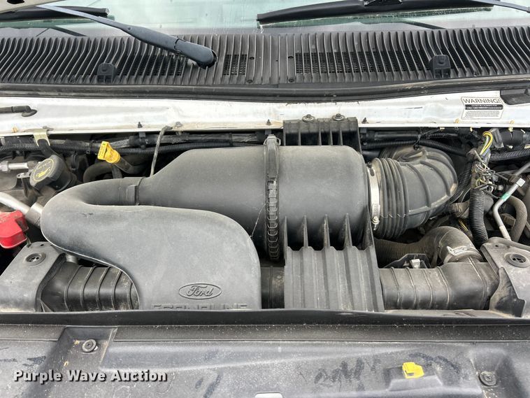 image for item FT6001 2018 Ford E450 Super Duty refrigerated delivery truck
