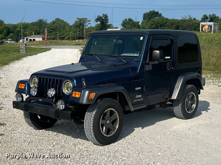 image for item FT6007 2004 Jeep Wrangler SUV