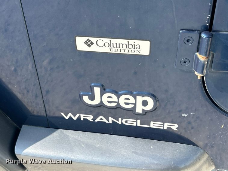 image for item FT6007 2004 Jeep Wrangler SUV