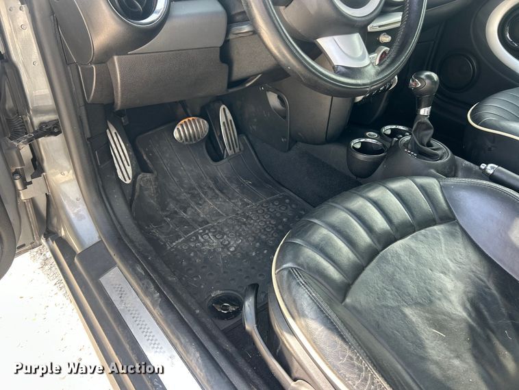 image for item FT6008 2009 Mini Cooper S 