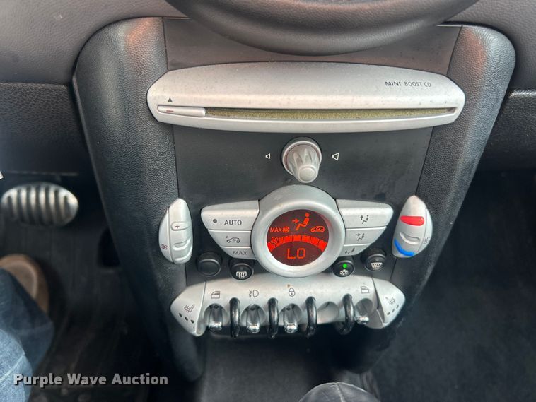 image for item FT6008 2009 Mini Cooper S 