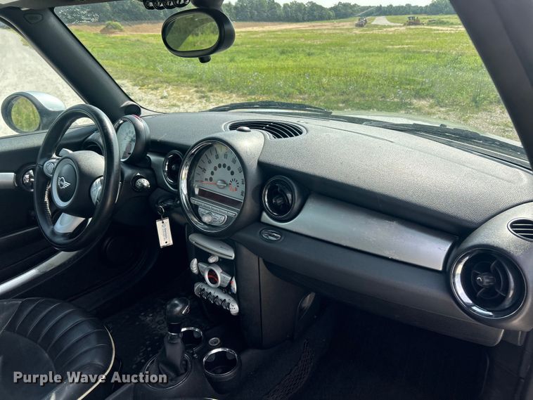 image for item FT6008 2009 Mini Cooper S 