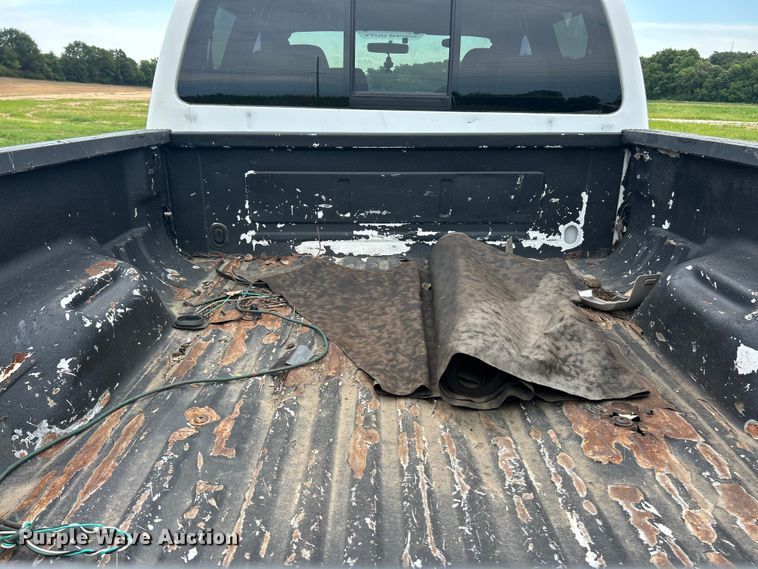 image for item FT6009 2008 Ford F250 Super Duty  XLT Crew Cab pickup truck