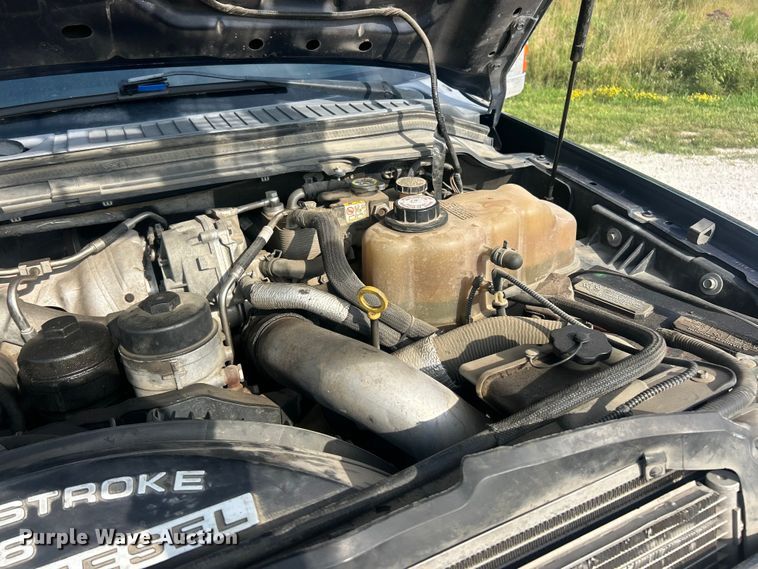 image for item FT6010 2008 Ford F250 Super Duty Crew Cab pickup truck