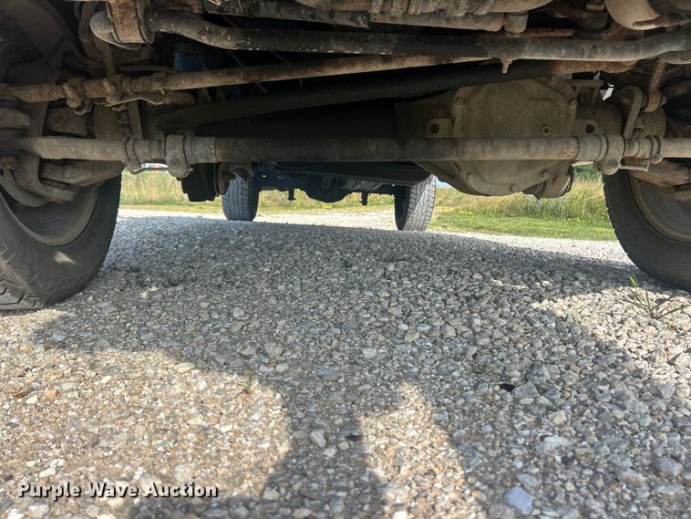 image for item FT6010 2008 Ford F250 Super Duty Crew Cab pickup truck