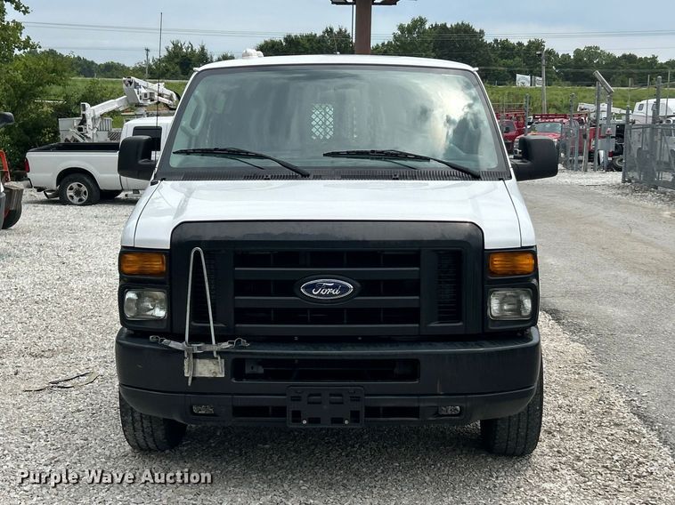 image for item FT6013 2011 Ford E250 van