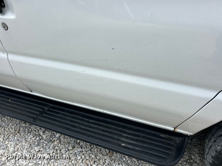 image for item FT6013 2011 Ford E250 van