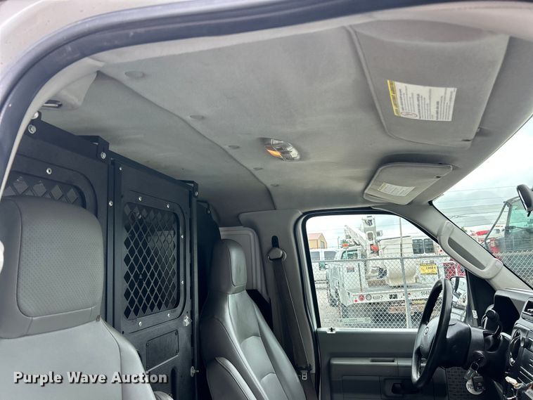 image for item FT6013 2011 Ford E250 van