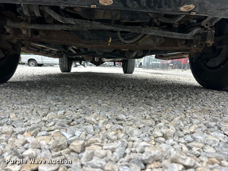 image for item FT6013 2011 Ford E250 van