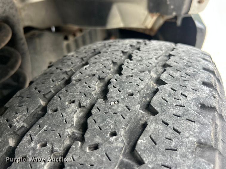 image for item FT6013 2011 Ford E250 van