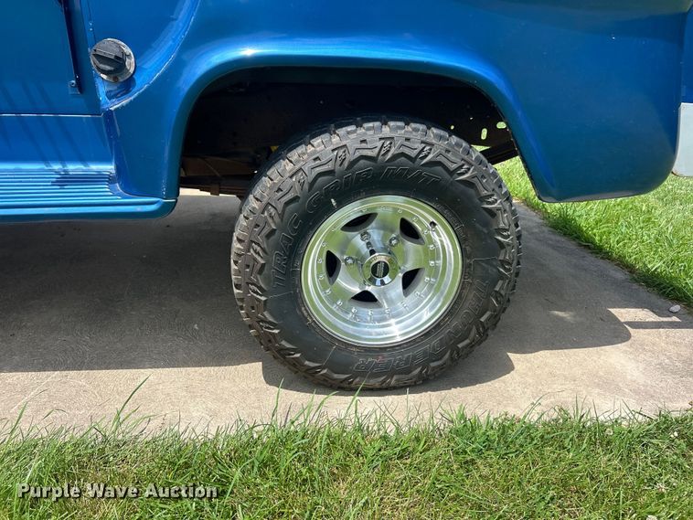 image for item FT6072 1988 Ford F150 XLT Lariat pickup truck