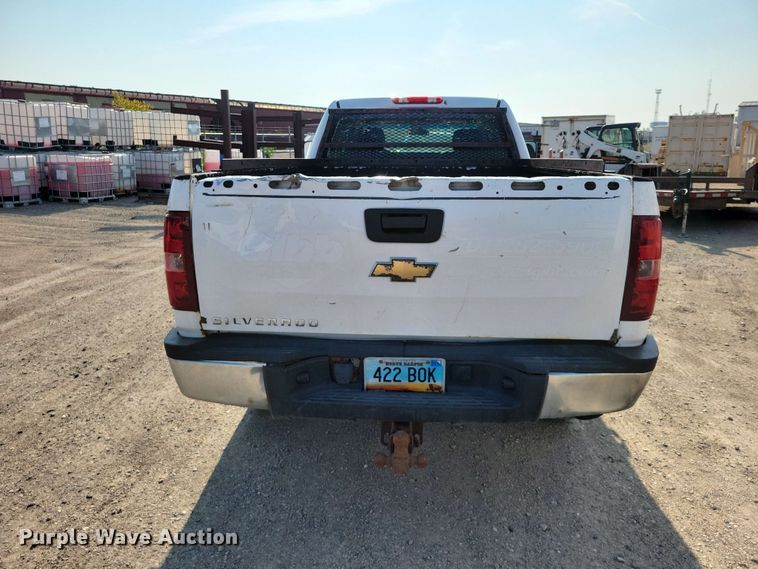 image for item FU0012 2010 Chevrolet 2500HD Crew Cab pickup truck
