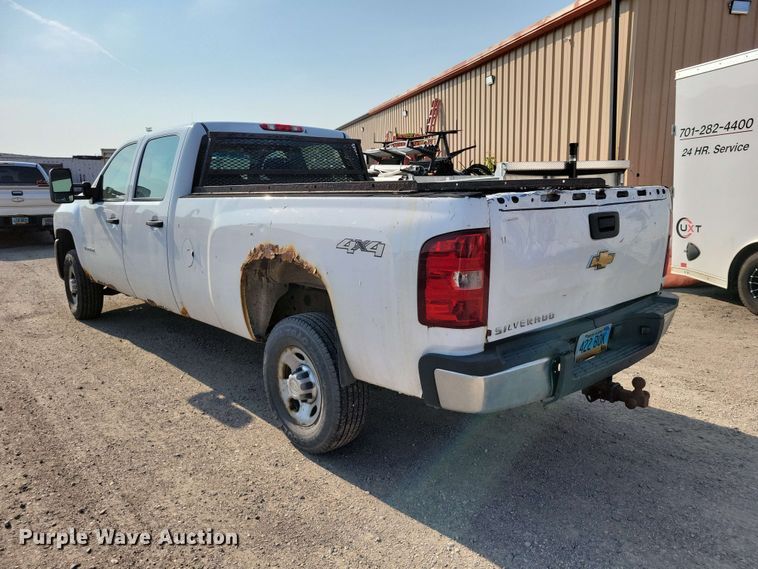 image for item FU0012 2010 Chevrolet 2500HD Crew Cab pickup truck